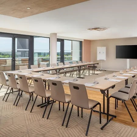 Hyatt Place Paris Charles De Gaulle Airport Отель