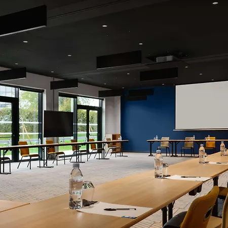 Hyatt Place Paris Charles De Gaulle Airport 4*