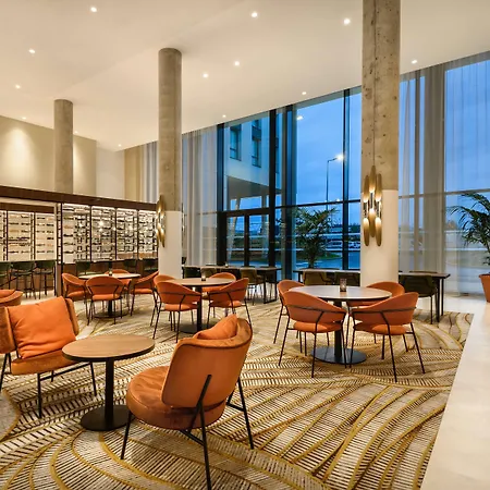 Отель Hyatt Place Paris Charles De Gaulle Airport 4*