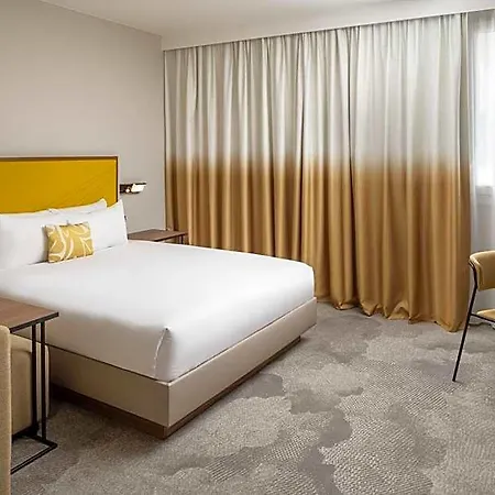 Hyatt Place Paris Charles De Gaulle Airport Отель