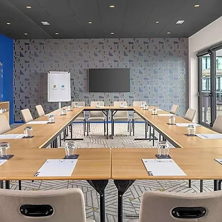 Отель Hyatt Place Paris Charles De Gaulle Airport 4*