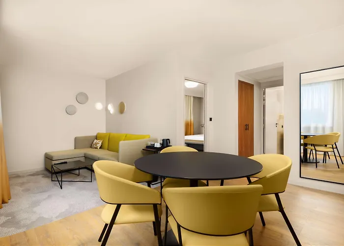 Hotel Hyatt Place Paris Charles De Gaulle Airport 4*