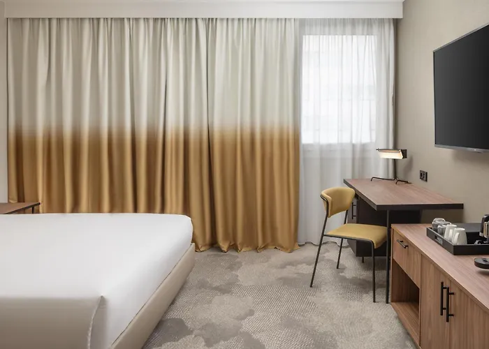 Hotel Hyatt Place Paris Charles De Gaulle Airport 4*